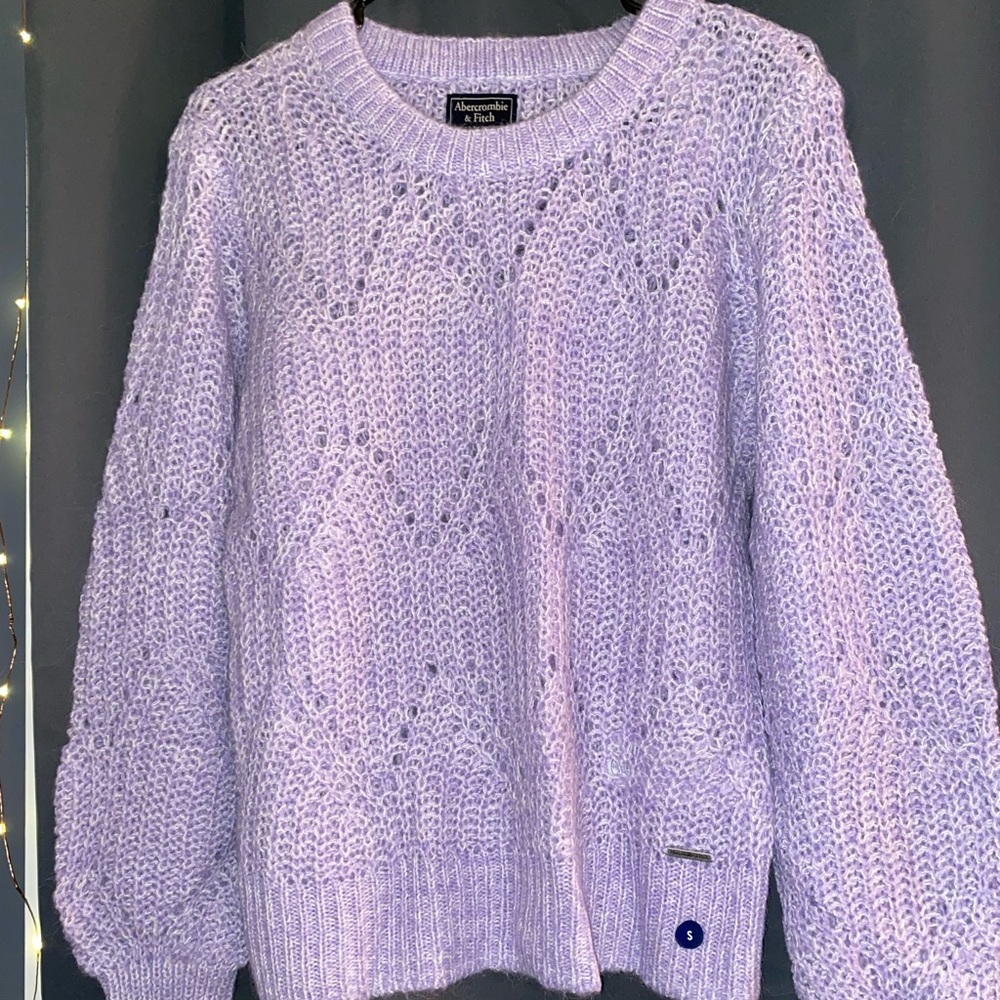 Women’s purple sweater brand new